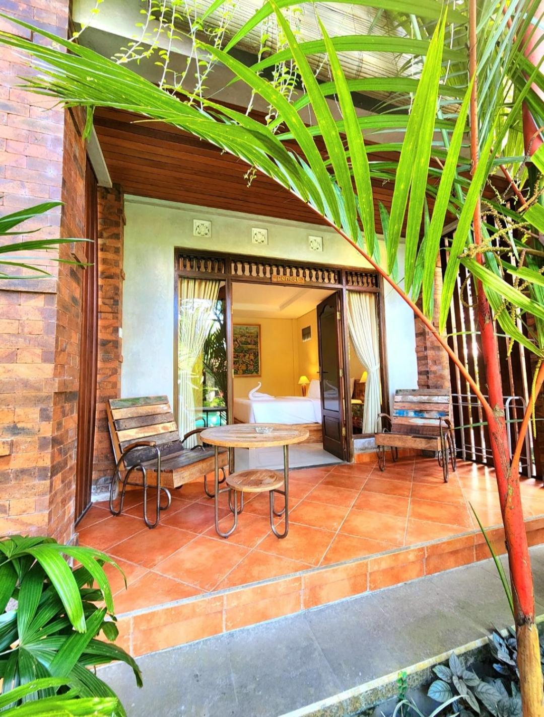 Buda Amitaba * Ubud
